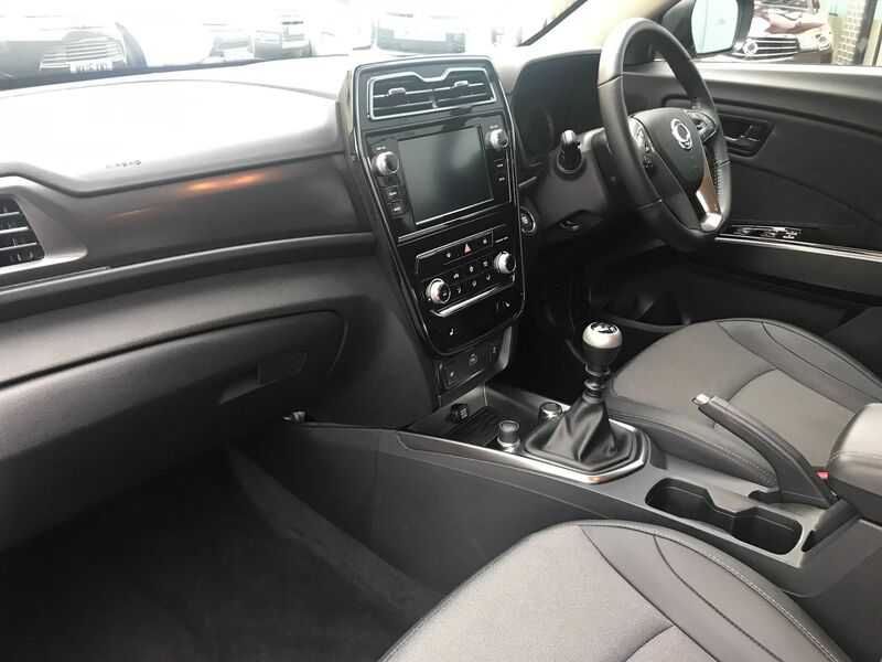 SSANGYONG TIVOLI