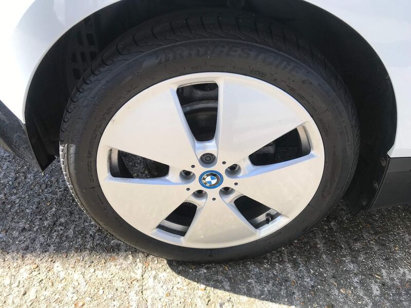 BMW I3