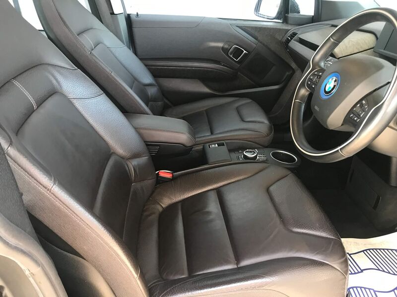 BMW I3