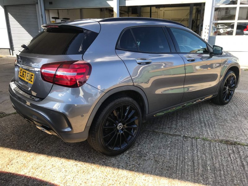 MERCEDES-BENZ GLA CLASS