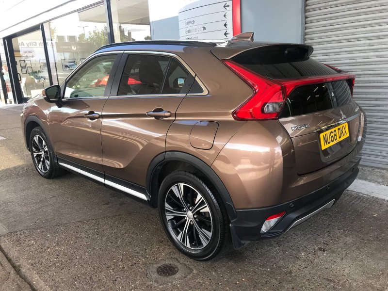 MITSUBISHI ECLIPSE CROSS