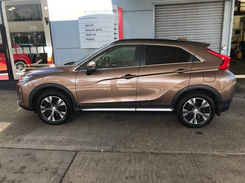 MITSUBISHI ECLIPSE CROSS