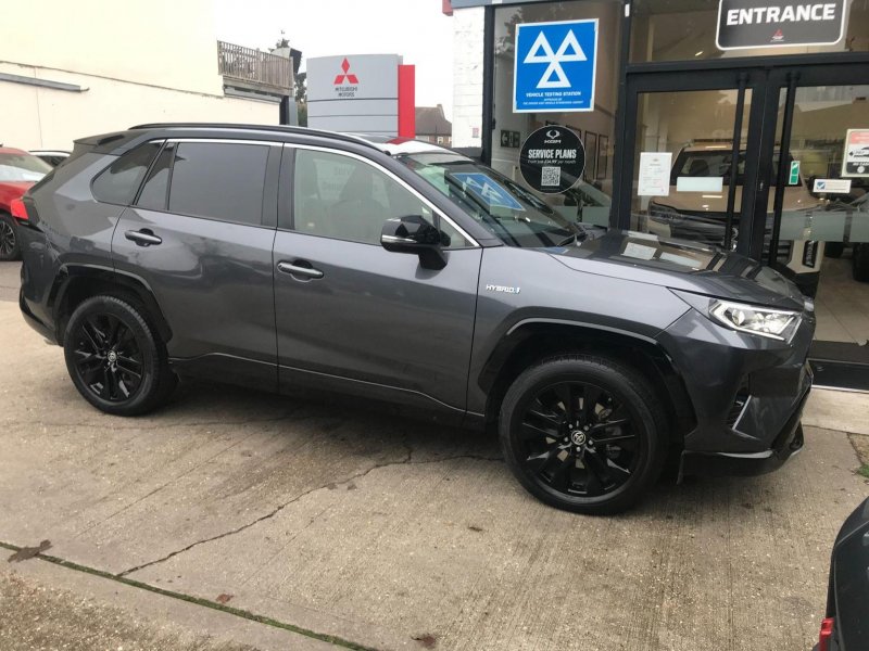 TOYOTA RAV4