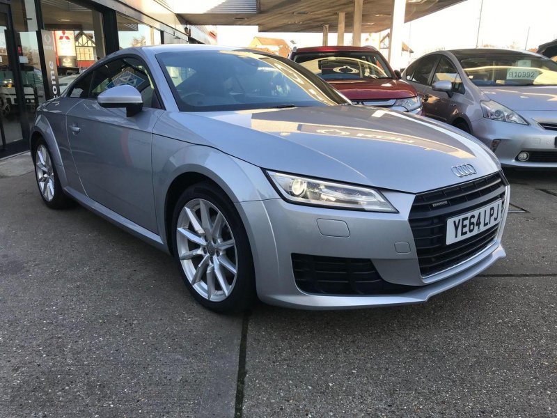 AUDI TT