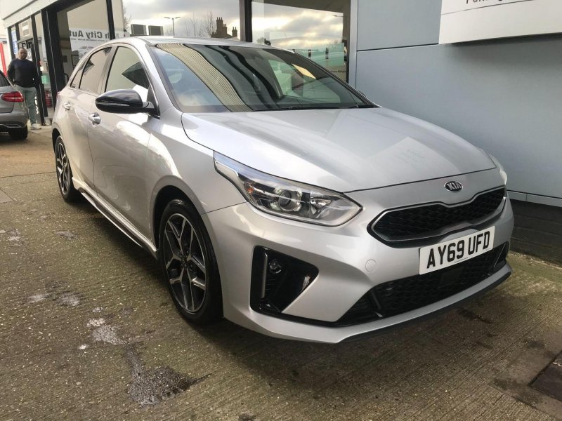 KIA CEED