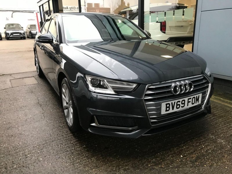 AUDI A4