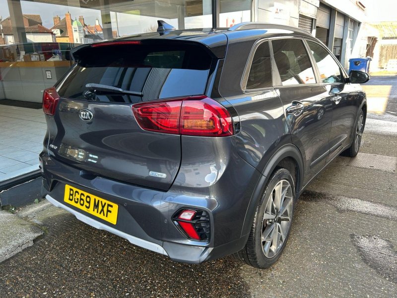 KIA NIRO