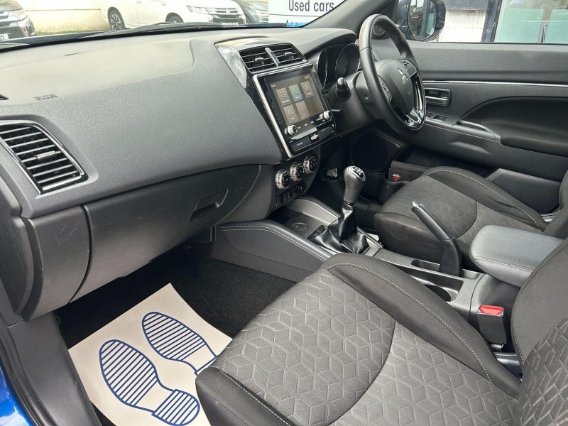 MITSUBISHI ASX