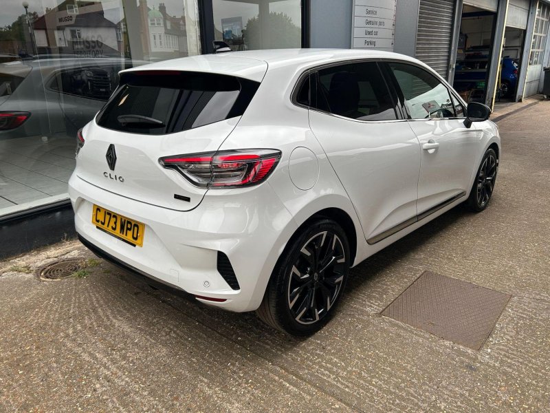 RENAULT CLIO