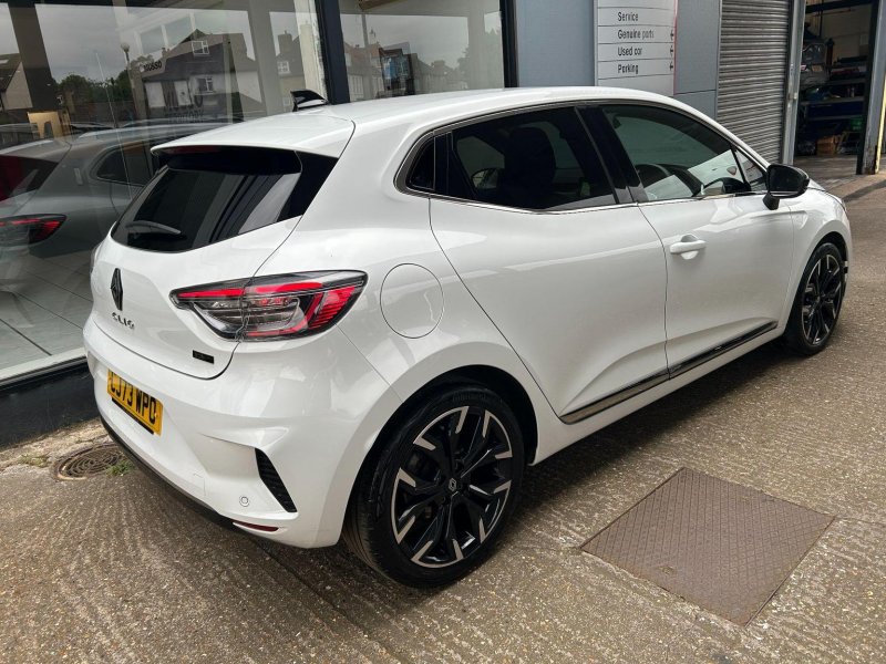 RENAULT CLIO