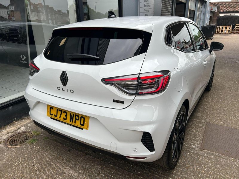 RENAULT CLIO