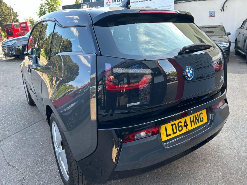 BMW I3