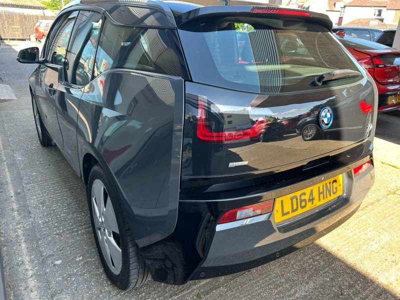 BMW I3